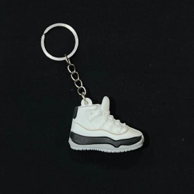 Keychain Sneaker-White & Black -Ver203