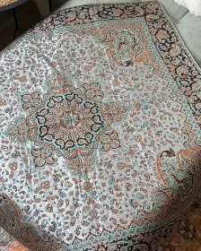 Persian Style Satin Decorative Throw 100x100 cm – Pearl Ivory & Turquoise Paisley