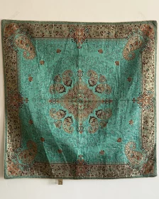 Persian Style Satin Decorative Throw 100x100 cm – Turquoise Paisley Medallion