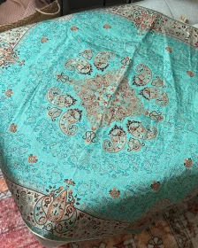 Persian Style Satin Decorative Throw 100x100 cm – Turquoise Paisley Medallion