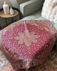 Persian Style Satin Decorative Throw 100x100 cm – Burgundy Paisley Medallion