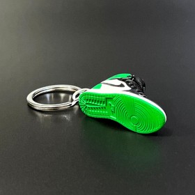 Keychain Sneakers-Black & Green -Ver103