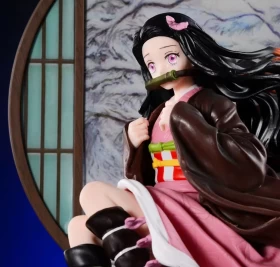 Demon Slayer Nezuko Screen Deluxe Edition Figure