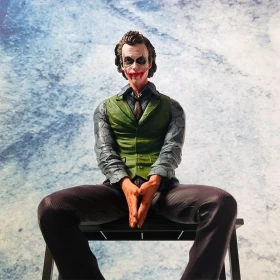 Joker (Joaquin Phoenix) Figure